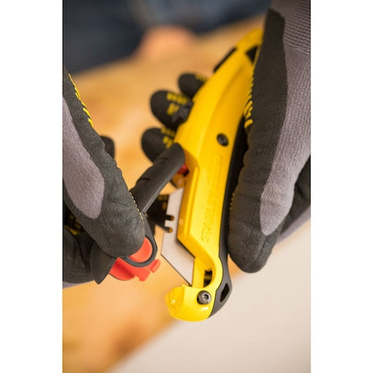 Stanley 170mm FatMax Retractable Utility Tool