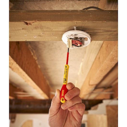 Stanley Insulated Flat Tip Screwdriver