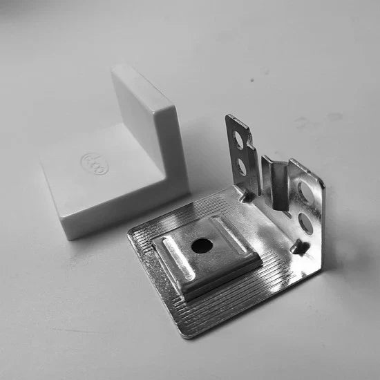 Ebco Cabinet Hanger Bracket - 48 x 43 x 33 mm
