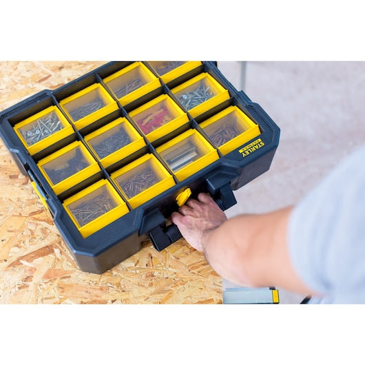 Stanley 18" FatMax Flip Bin Organizer 7kg