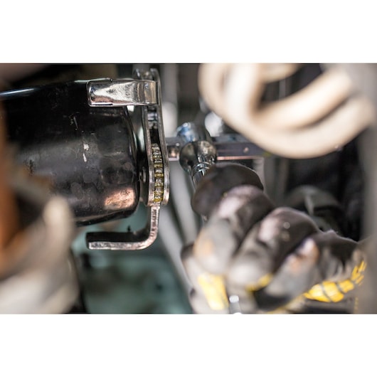 Stanley Self‑Gripping Oil Filter Wrench