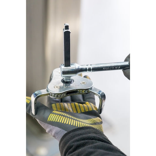 Stanley Self‑Gripping Oil Filter Wrench