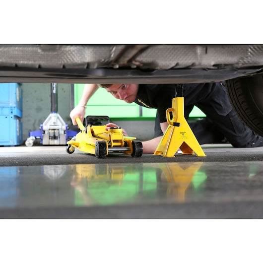 Stanley Pair of 2T Heavy Duty Axle Stands