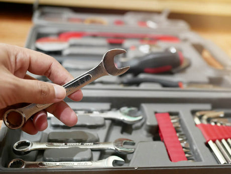 Wrenches Explained: Types & Their Specific Applications