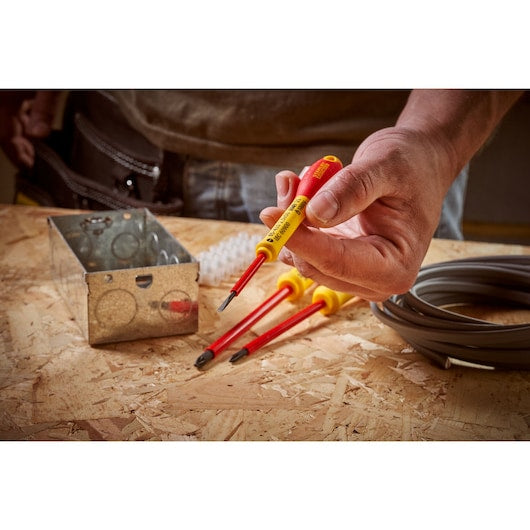 Stanley 50mm Insulated Flat Tip Screwdriver