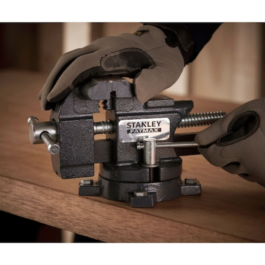 Stanley 100 mm / 4 Inch Heavy Duty Bench Vice