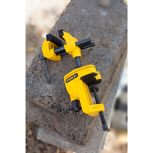 Stanley MaxSteel Multi-Angle Hobby Base Vice