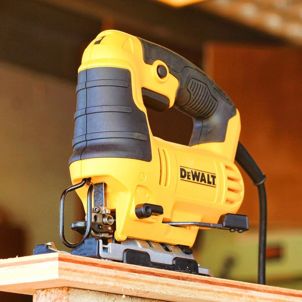 DeWalt (DWE349-IN) 500W Jigsaw, 800-3100spm, 20mm stroke length, 2.7Kgs