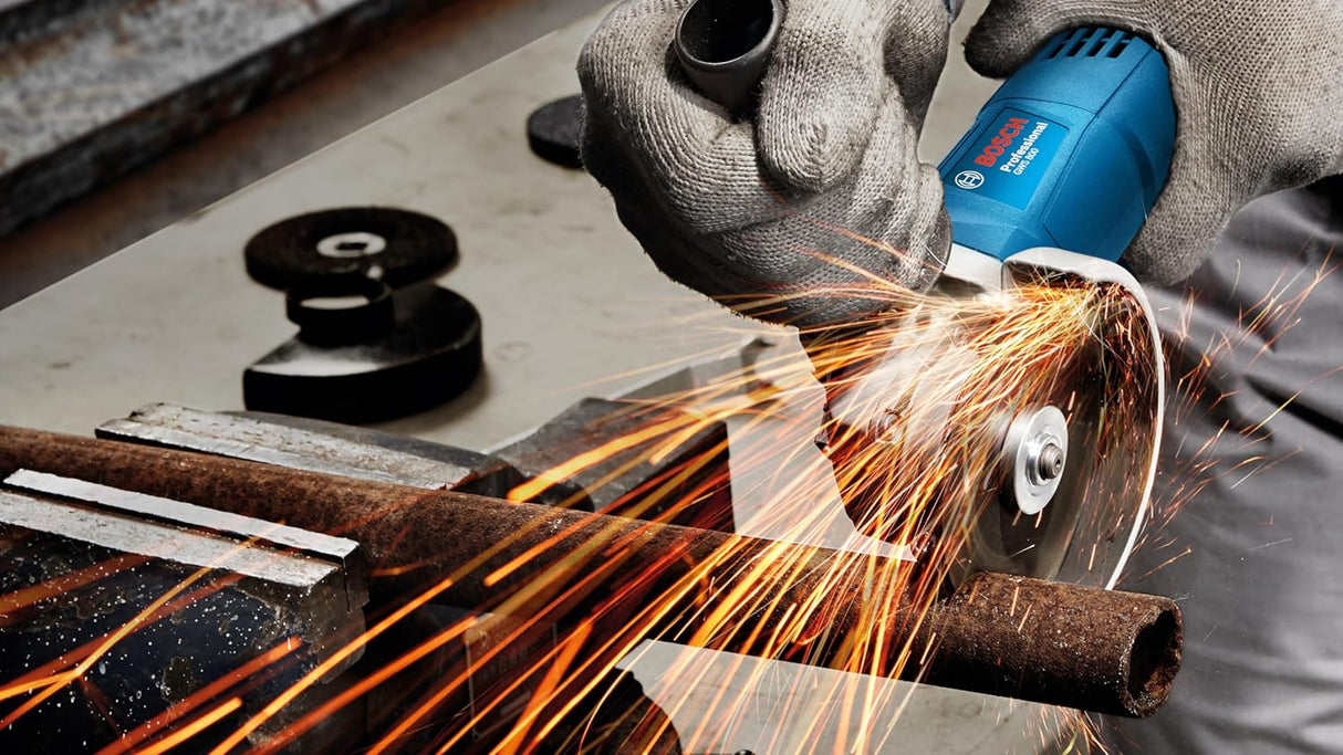 BOSCH Professional GWS 800 with 2 Cutting Wheels & 1 Grinding Wheel Corded Electric Angle Grinder with 1 Year Warranty