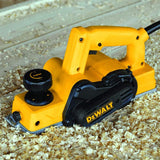 DEWALT D26676 550 Watt 82mm width Portable Planer