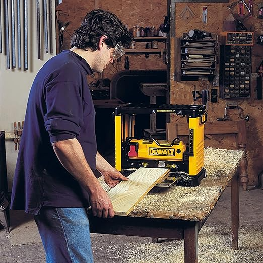 DEWALT DW733-QS 1800 Watt Portable Thickness Planer