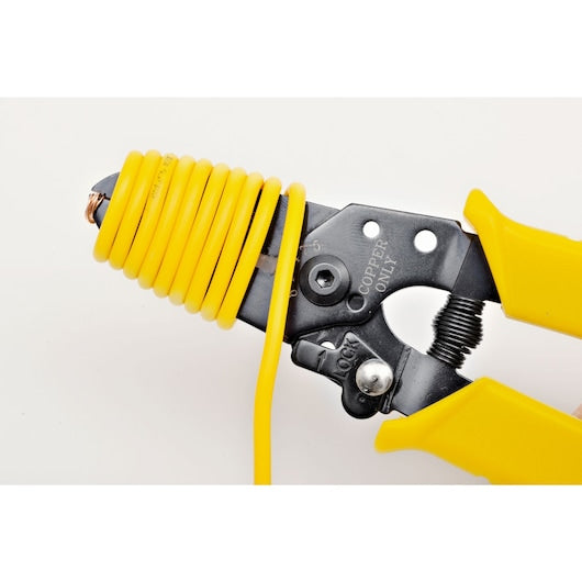 Stanley 6 inch / 150 mm Wire Stripper With Cutting Edge - AWG12-22