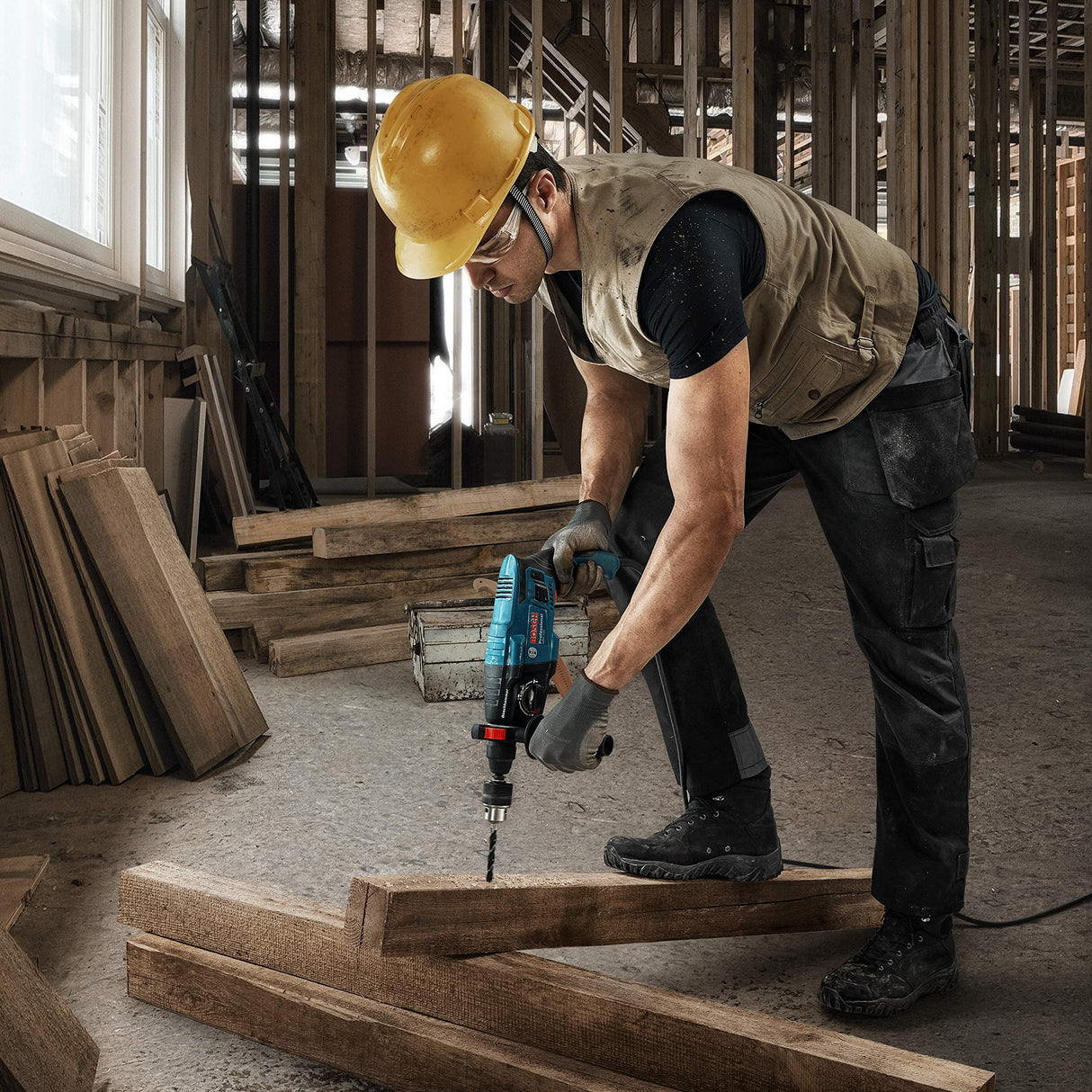 Bosch GBH 220 Corded Electric Rotary Hammer with SDS Plus