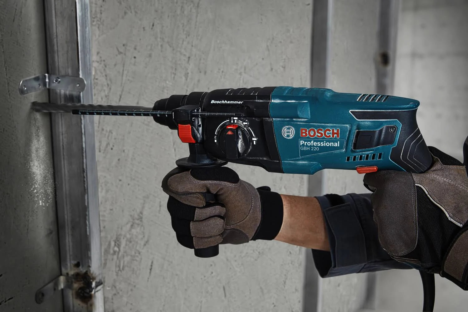 Bosch GBH 220 SDS+ Rotary Hammer Drill Corded - Tools Warehouse