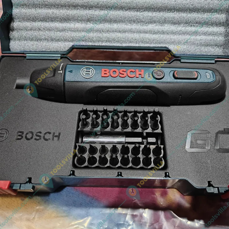 Bosch GO 2.0 Cordless Screwdriver Kit 33 Bits