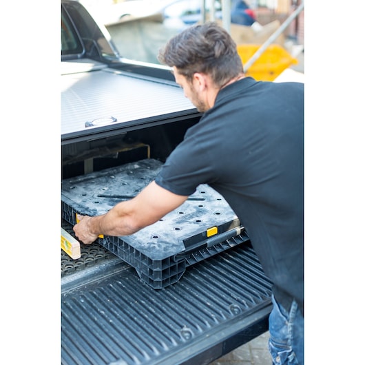 Stanley FatMax Express Folding Workbench With 450 Kg Load Capacity