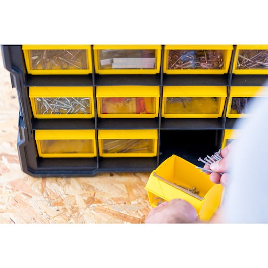 Stanley 18" FatMax Flip Bin Organizer 7kg