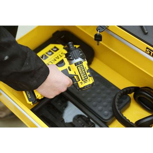 Stanley 27" 4 Drawer Metal Cabinet
