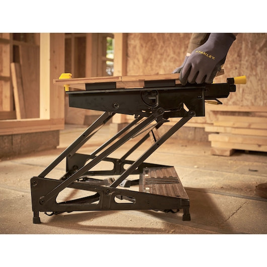 Stanley 2 In 1 Premium Folding Workbench & Vice With 250 Kg Load Capacity (Vertical Clamping)