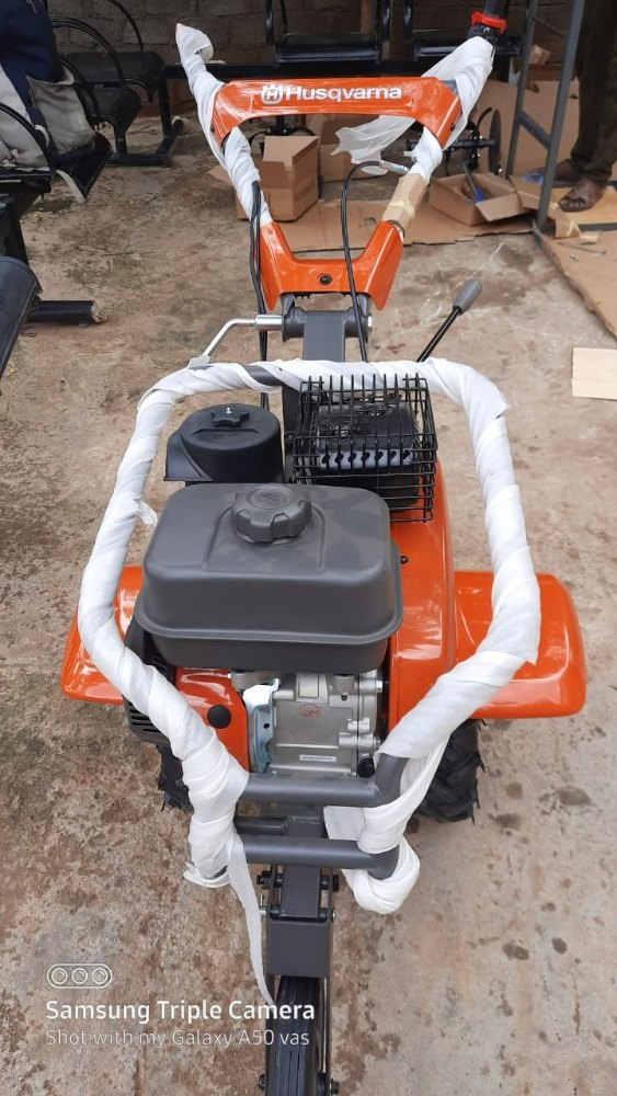 Husqvarna TF 230 Power Tiller